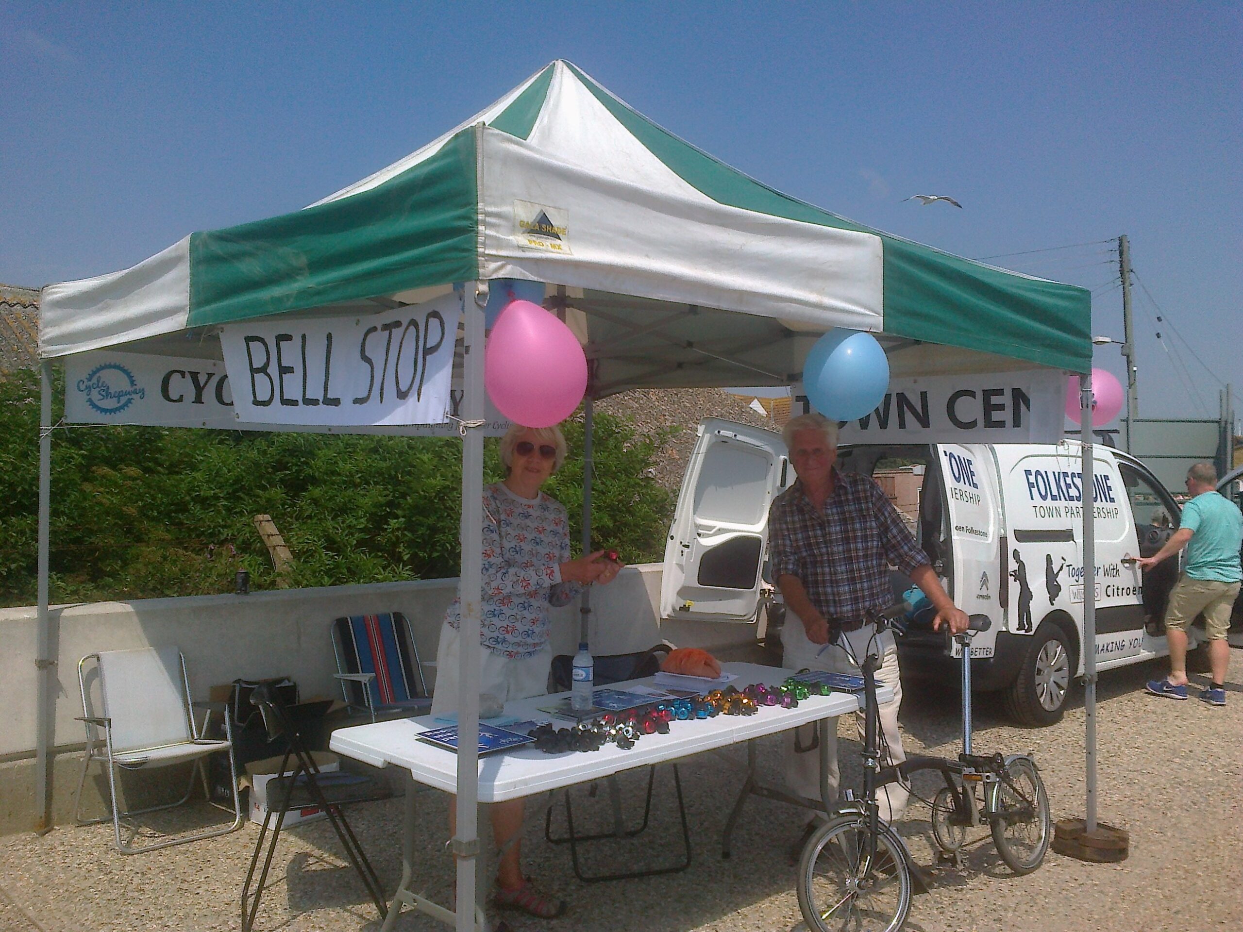 Rhona Hodges & David Taylor at the 'Bell-Stop' Campaign Sandgate Festival